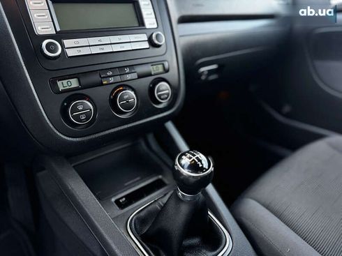 Volkswagen Golf 2005 - фото 27