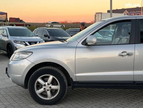 Hyundai Santa Fe 2009 серый - фото 4