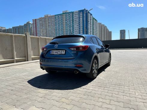 Mazda 3 2018 синий - фото 4