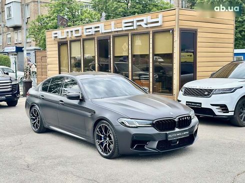 BMW M5 2023 - фото 3