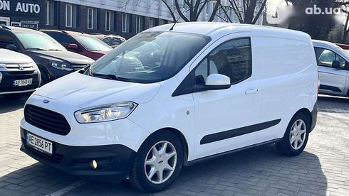 Ford Transit Courier 2016 - фото 16