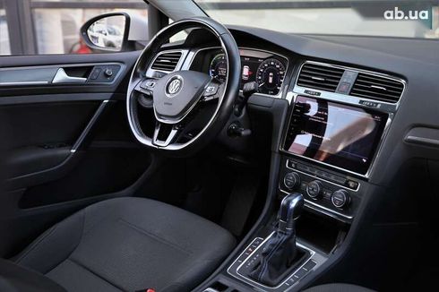 Volkswagen e-Golf 2019 - фото 9