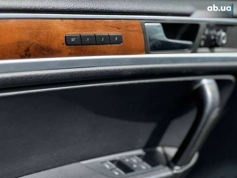 Volkswagen Touareg 2010 - фото 21