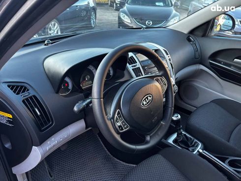 Kia Cee'd 2007 серый - фото 25