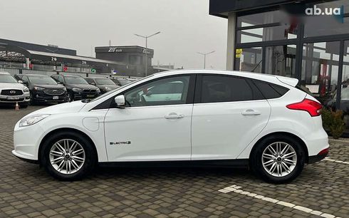 Ford Focus 2018 - фото 4