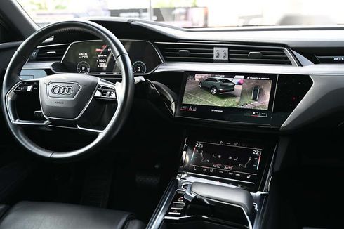 Audi E-Tron 2020 - фото 10