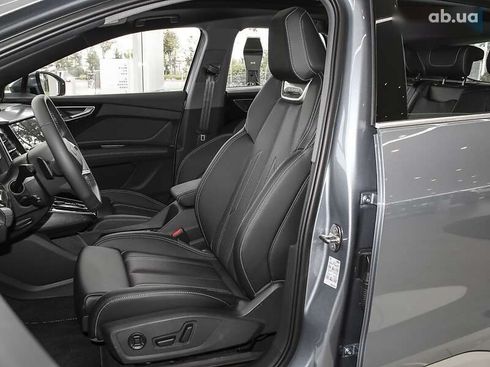 Audi Q4 e-tron 2025 - фото 9