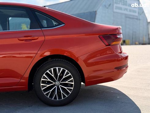 Volkswagen Jetta 2019 красный - фото 13