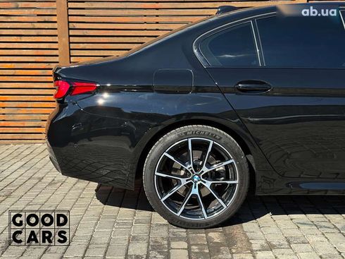 BMW 5 серия 2022 - фото 12