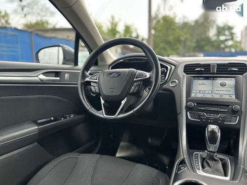 Ford Mondeo 2017 - фото 30