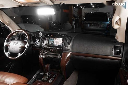 Toyota Land Cruiser 2014 - фото 21