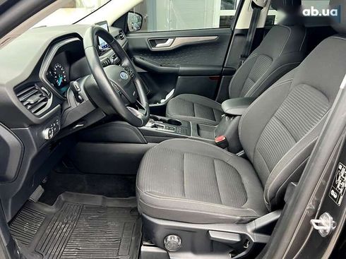 Ford Kuga 2020 - фото 29