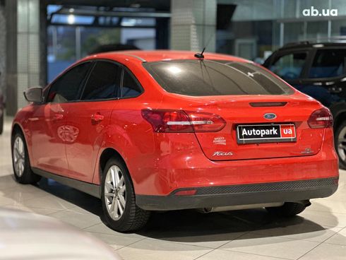 Ford Focus 2015 красный - фото 6