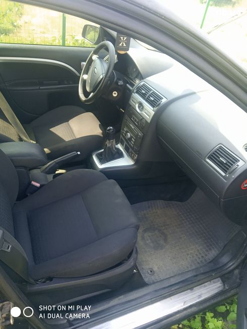 Ford Mondeo 2004 черный - фото 9