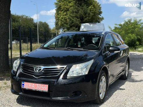 Toyota Avensis 2010 - фото 7
