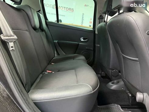 Renault Clio 2007 - фото 29