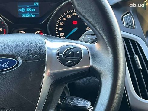 Ford Focus 2013 - фото 12