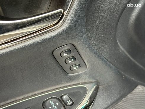 Toyota Avalon 2015 серый - фото 13