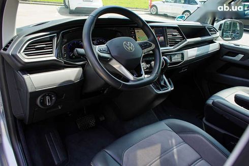 Volkswagen Multivan 2020 - фото 18
