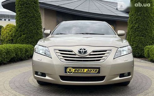 Toyota Camry 2008 - фото 2