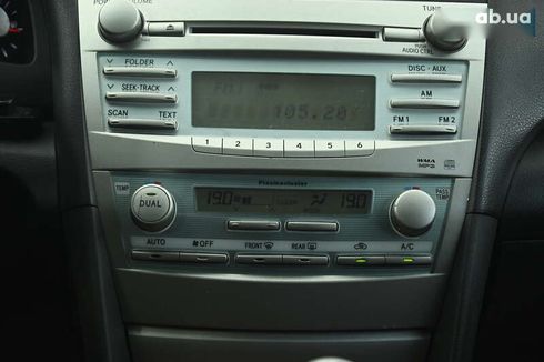Toyota Camry 2008 - фото 19