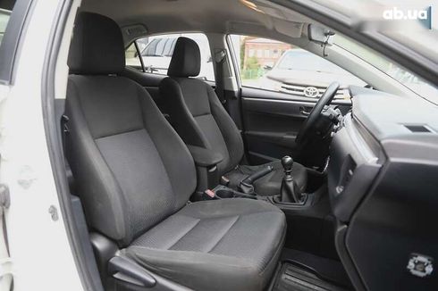 Toyota Corolla 2013 - фото 8