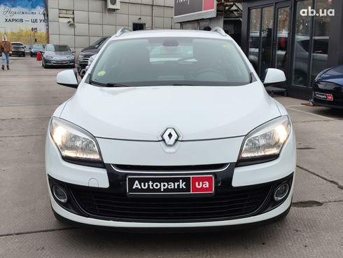 Renault Megane 2012 белый - фото 2