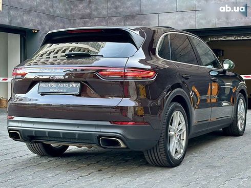 Porsche Cayenne 2018 - фото 21