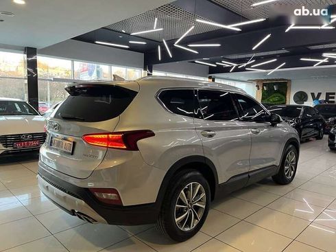 Hyundai Santa Fe 2019 - фото 4