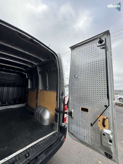 Renault Master 2018 - фото 26