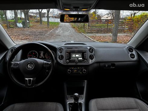 Volkswagen Tiguan 2012 коричневый - фото 27