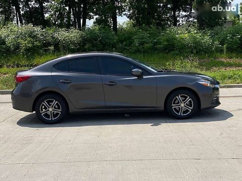 Mazda 3 2017 - фото 10