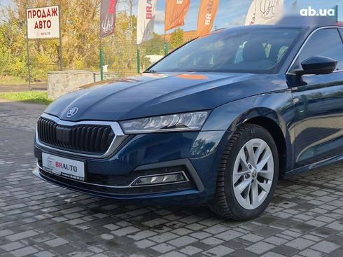 Skoda Octavia 2021 - фото 4
