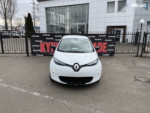 Renault Zoe 2017 - фото 2