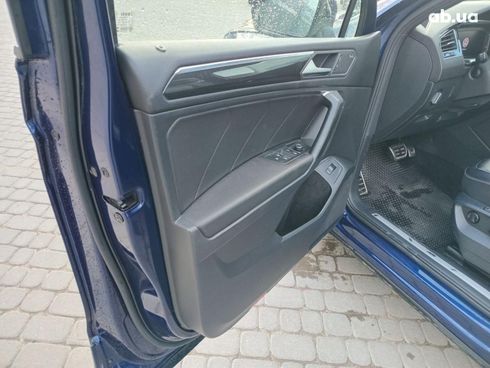 Volkswagen Tiguan 2021 синий - фото 47
