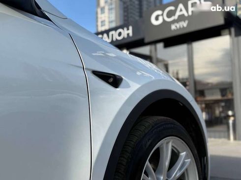 Tesla Model Y 2023 - фото 8