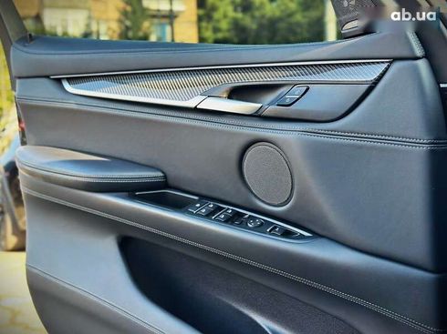 BMW X6 M 2017 - фото 24