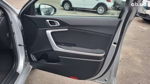 Kia Cee'd 2021 - фото 25