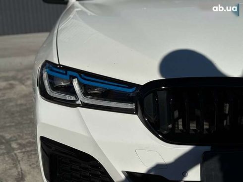 BMW 5 серия 2017 - фото 8