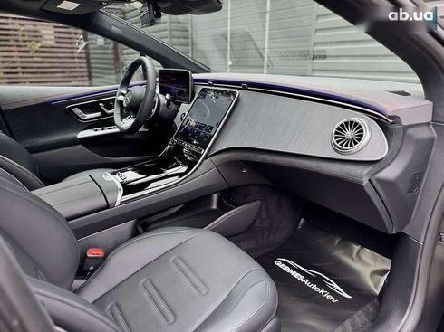Mercedes-Benz EQE-Класс 2023 - фото 30