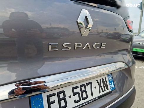 Renault Espace 2016 - фото 11