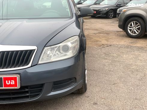 Skoda Octavia 2010 серый - фото 9