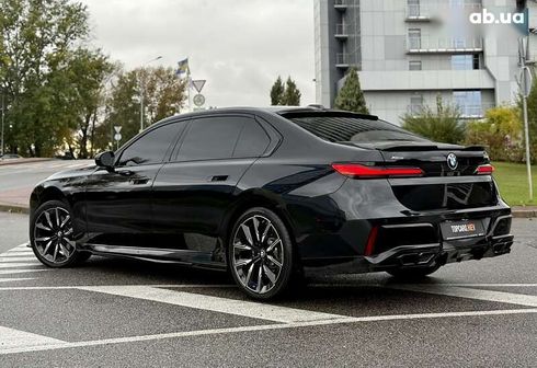BMW 7 серия 2023 - фото 10