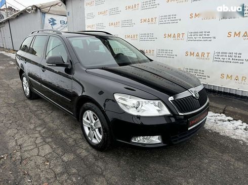 Skoda Octavia 2011 - фото 11