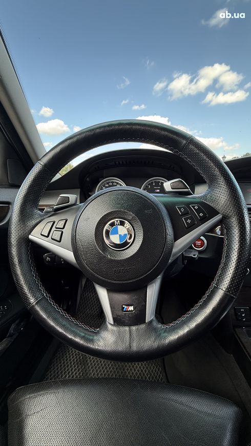 BMW 5 серия 2009 серебристый - фото 7