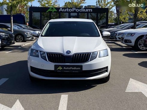 Skoda Octavia 2019 - фото 2