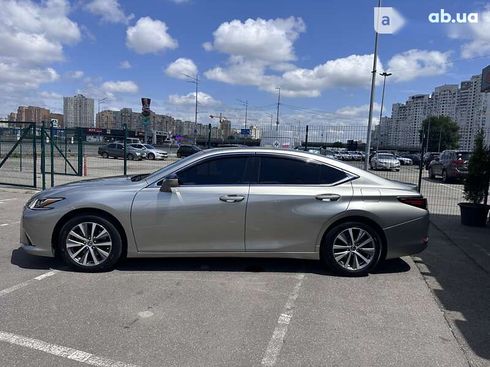 Lexus ES 2019 - фото 17