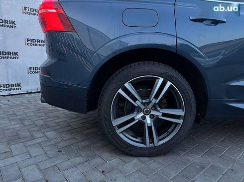 Volvo XC60 2018 - фото 9