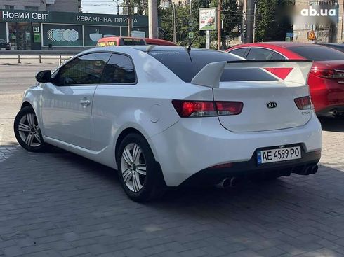 Kia Cerato 2012 - фото 6