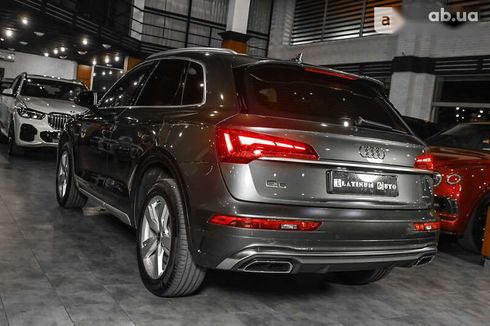 Audi Q5 2021 - фото 11